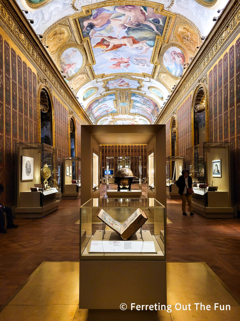 Mazarin gallery, the beautiful museum of the National Library of France. It holds rare manuscripts, historic documents, and maps.