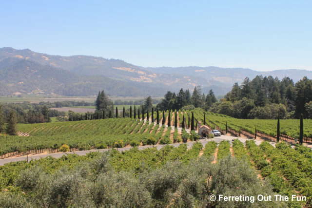 A Carefree Ride on the Napa Valley Wine Trolley - Ferreting Out the Fun