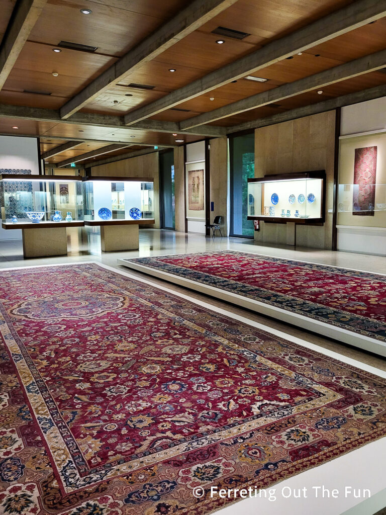 Turkish carpets and porcelain at Calouste Gulbenkian Museum Lisbon